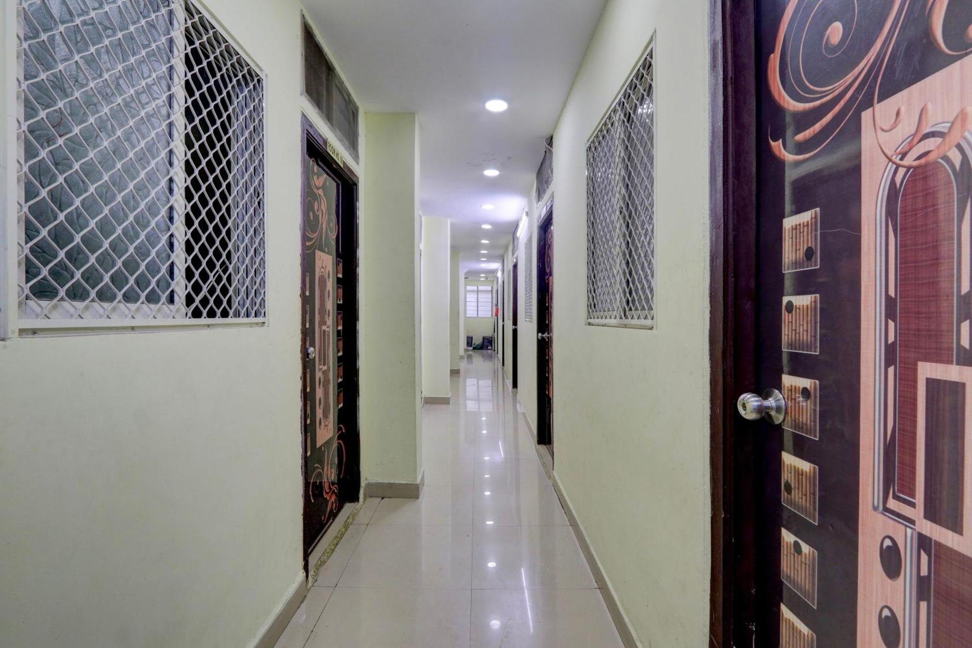 Spot On Al Nizam Guest House Хидерабад Екстериор снимка