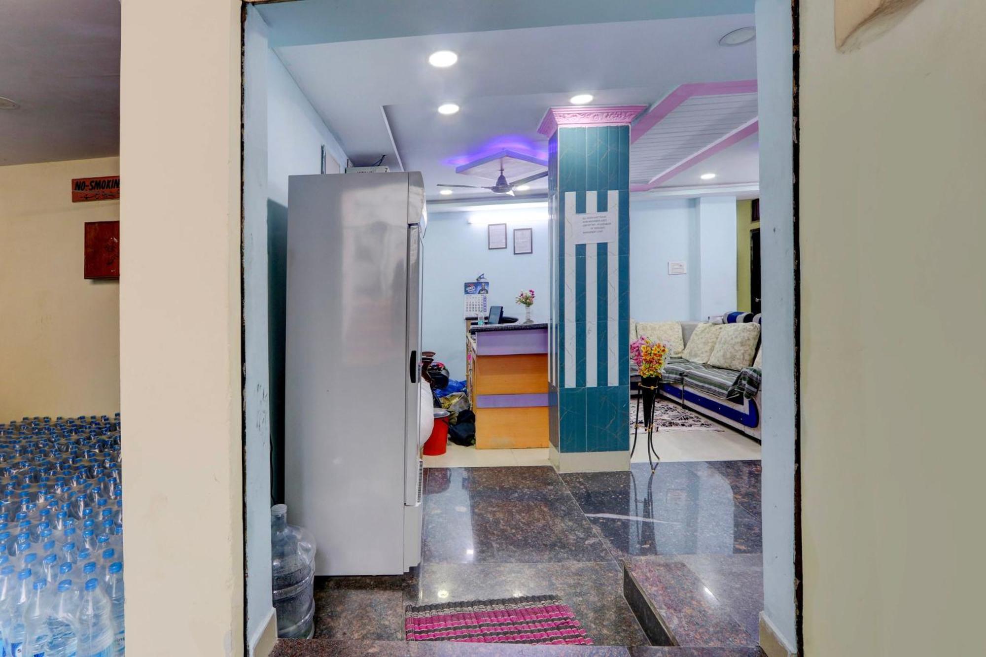 Spot On Al Nizam Guest House Хидерабад Екстериор снимка